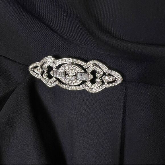 Alex Evenings V-Neck Ruched Rhinestone Ruffle Formal Gown Black Long Size 2 NEW - Picture 9 of 16